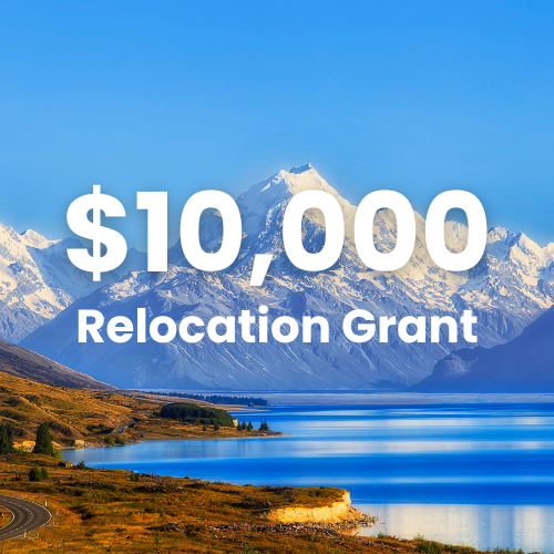 Pink And Red Modern Bold Typography Cosmetic Brand Logo